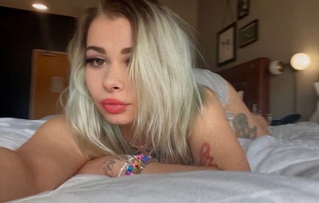 Austin Female Escort — exclusive content, FaceTime & sensual dances (CAR FUN ONLY!! - 20) - 1