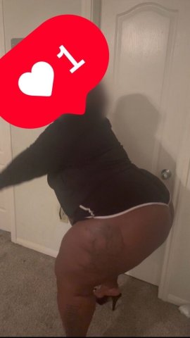 Southwest Houston Curvy Companion — Open-Incall/Cardate (21) - 1
