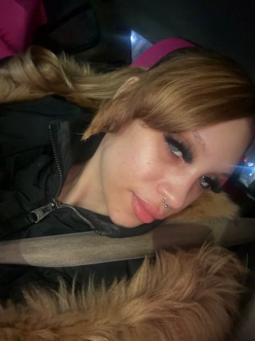 Erie Friendly GFE with Massage, Kissing & Private Content (FT) — Drama-Free - 1