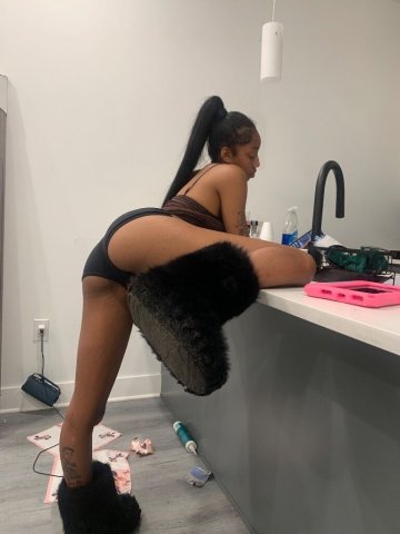 Philadelphia Female Escort — BBJ, Fuck, 2 Pops - 1
