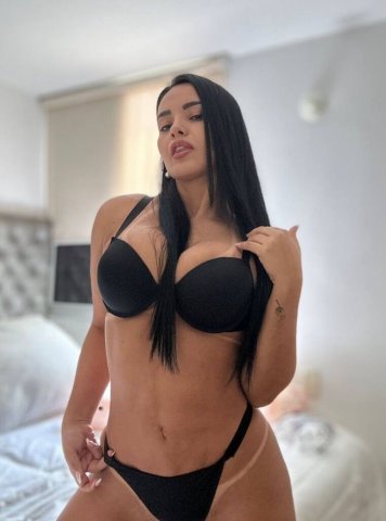 Charlotte Female Escort — Anal & BBJ with 69, plus BJJ - 1