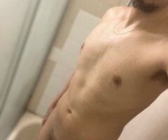 Queens escorts - Woodside Queens Uncut Incall & Outcall Male Escort (Females Only)