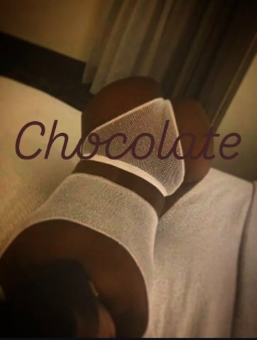 Fargo, ND Female Escort — 25  (Fetish-friendly)  - 1