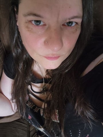Pittsburgh Female Escort for Outcalls & Texts — Entertainer Style - 1