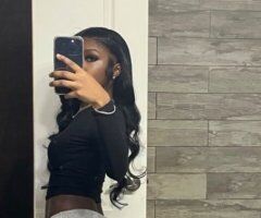 El Paso escorts - New in town outcalls—23yo tight grip, warm/wet feel