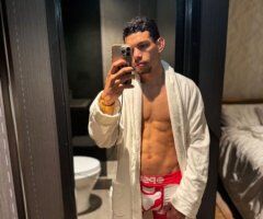 Brooklyn escorts - Brooklyn Hotel Straight Top — Younger Colombian Guy (XL) | Full Service