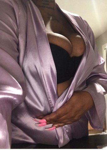 North Bay Female Escort — Overnight stays and massage - 1