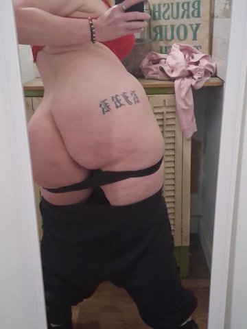 Juiceee  Wet & Ready Now (39) in Cincinnati, OH - 1