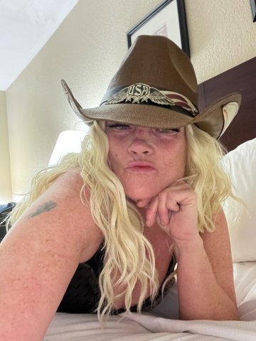 Houston TX Party Friendly Trucker Friendly Escort - 1