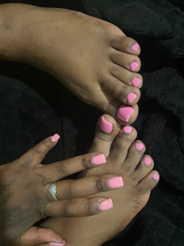 Detroit Female Escort — cardates available, incalls & outcalls - 1