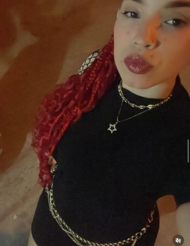 Mujer rubia de 27 años en Harrisburg — piel blanca, pelo largo - 1