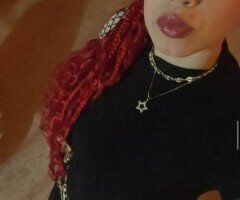Harrisburg escorts - Mujer rubia de 27 años en Harrisburg — piel blanca, pelo largo