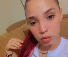 Mujer rubia de 27 años en Harrisburg — piel blanca, pelo largo - Image 3