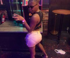 Pretty Enough To Distract You All Night  - Image 12