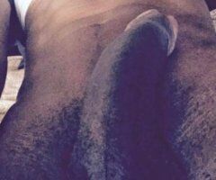 Hartford escorts - Slim, attractive male—nights and weekend sex