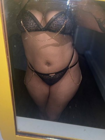 Chicago, Illinois Female Escort — Non-Rush Tease & Please - 1