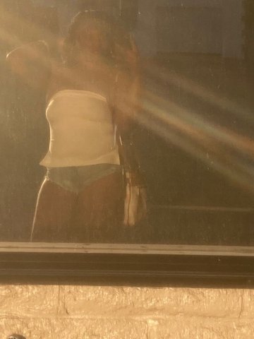 Modesto Female Escort — No Bareback - 1