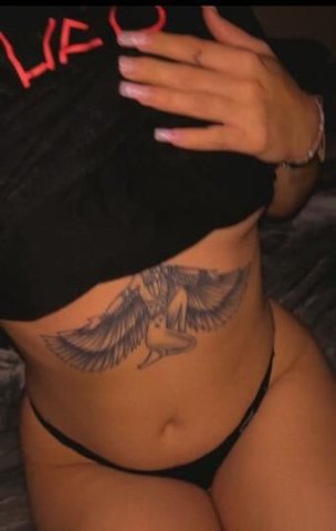 Casper Outcall Only Female Escort — Outcall deposit + sensual booking - 1