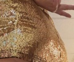 Chicago escorts - Submissive bottom boy — mini skirts, stockings, oral, toys (in-calls only)