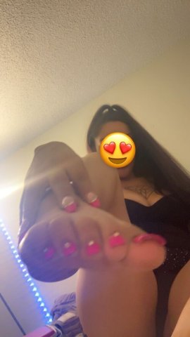 Incall Specials Now — Latina Mami Escorts (Palmdale/Lancaster, CA) - 1