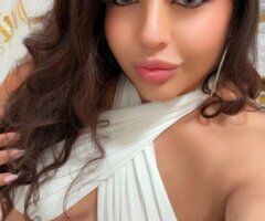 Mia (Colombiana/Italiana, 36) — Female Escort on the Treasure Coast - Image 2