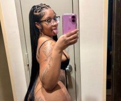 Petite BOMBSHELL  - 20 - Image 2