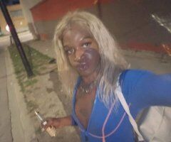 Cincinnati escorts - Cincinnati, OH Male Escort — Slim build, upscale vibe