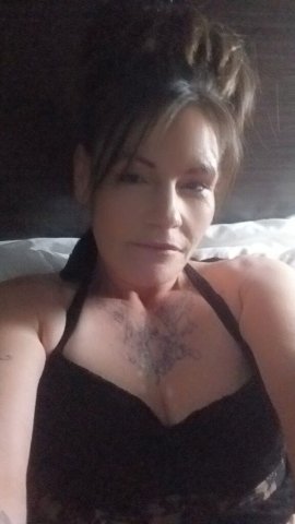 Fresno Female Escort — 69, GFE, KISS (QV-120 / HHR-150 / HR-200) - 1