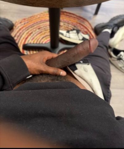 Philadelphia Male Escort — 10.5 Verbal Top, Outcalls & Facetime - 1