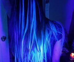 Kansas City escorts - Kansas City Late-Night Relief in a Private Hotel Room (Jacuzzi or Big Bed)