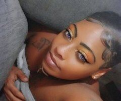 Oklahoma City Female Escort — Money Play, thick short look with butterfly tattoo - Image 5