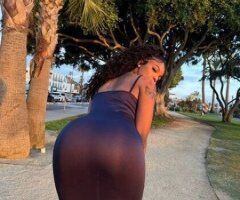 Minneapolis / St. Paul escorts - Minneapolis/St. Paul MN Female Escort — Incall, Outcall & Car Fun