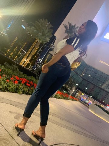 Ebony Slim Thick Spinner  North Hollywood Incalls — 24 - 1