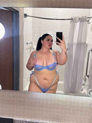 Detroit Female Escort — In/Outcall, Party-Friendly GFE - 1