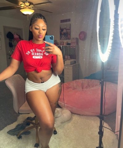 Allentown PA Female Escort — Raven, oral and pleasing sessions - 1