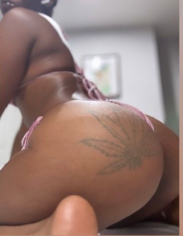 Richmond, VA Independent Female Escort — GFE, BJ, Anal & Nuru Massage - 1