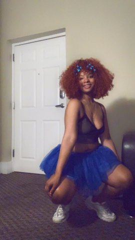 Slim Thick Escort — Incall/Outcall by Deposit (Cash Accepted) - 1