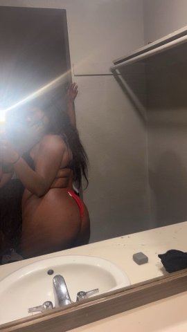 Oakland Female Escort — In-call & Outcall Full Body Massage - 1