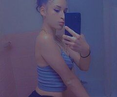 Buffalo escorts - Head Queen — 22, Professional Female Escort in Buffalo