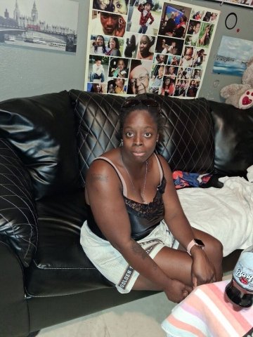 New in Town Female Escort in New Orleans — 30 Min Session - 1