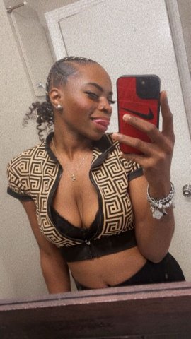Memphis Female Escort for Outcalls—Throat Goat & Grip Thingy - 1