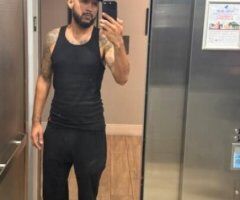 Young athletic guy — 10 inch, open to kinks (FFM/MFM) - Image 4