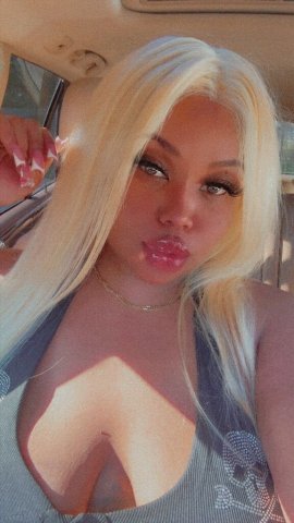 New in Town BBW Escort — Cream & Squirt Fun - 1