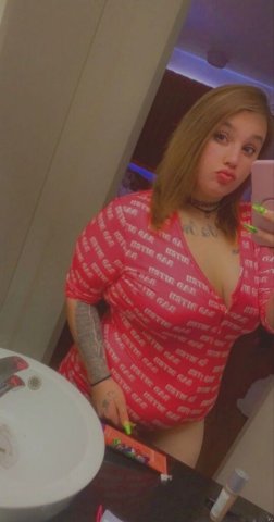 Yakima WA Female Escort — WhatsApp - 1