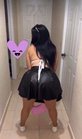 Sarasota/Bradenton Latina Anal Play & Squirting - 1