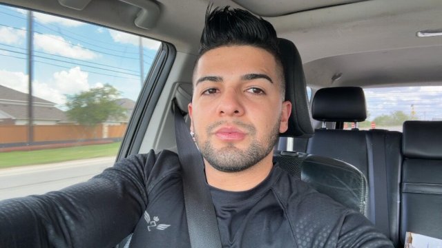 Chicago Male Escort — relaxing private massage appointments - 1