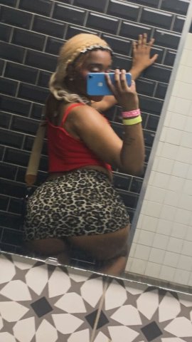 South City St. Louis Female Escort — Slim-Thick 5'2, 130 - 1