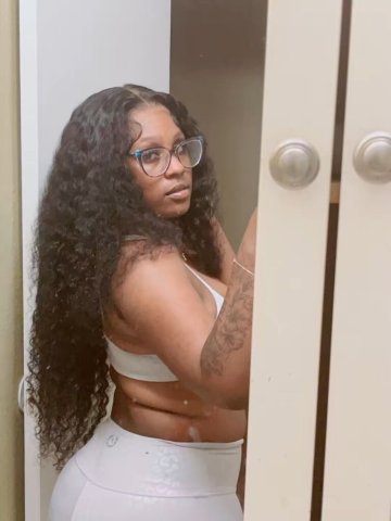 Charleston QV Special Female Escort — FaceTime & regular calls - 1