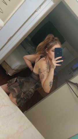Bakersfield Female Escort — 27, hosting all night - 1