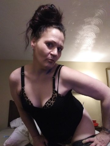 Boston Female Escort — Incalls, Video Call BJ Services - 1